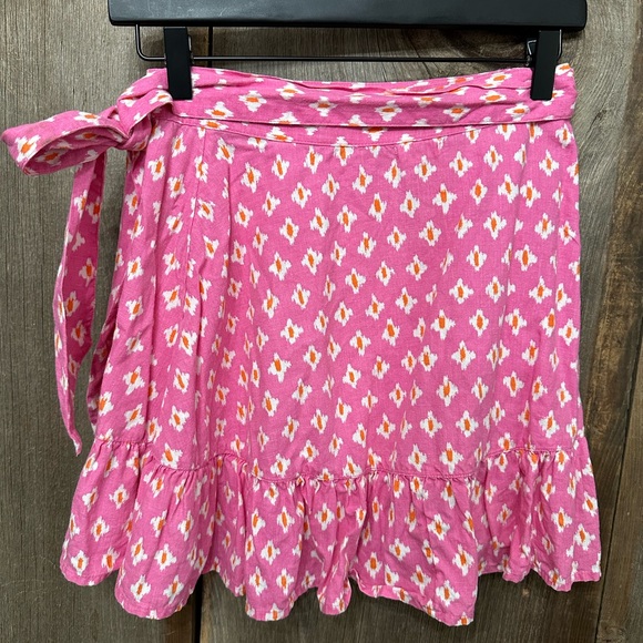 Aerie Wrap Mini Skirt in Lip Gloss Pink Size XS - Picture 4 of 17